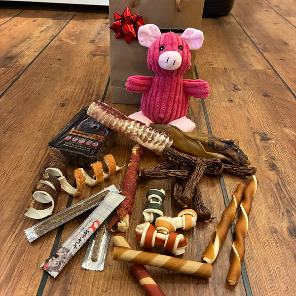 Julepose til hunden fyldt med lækkerier