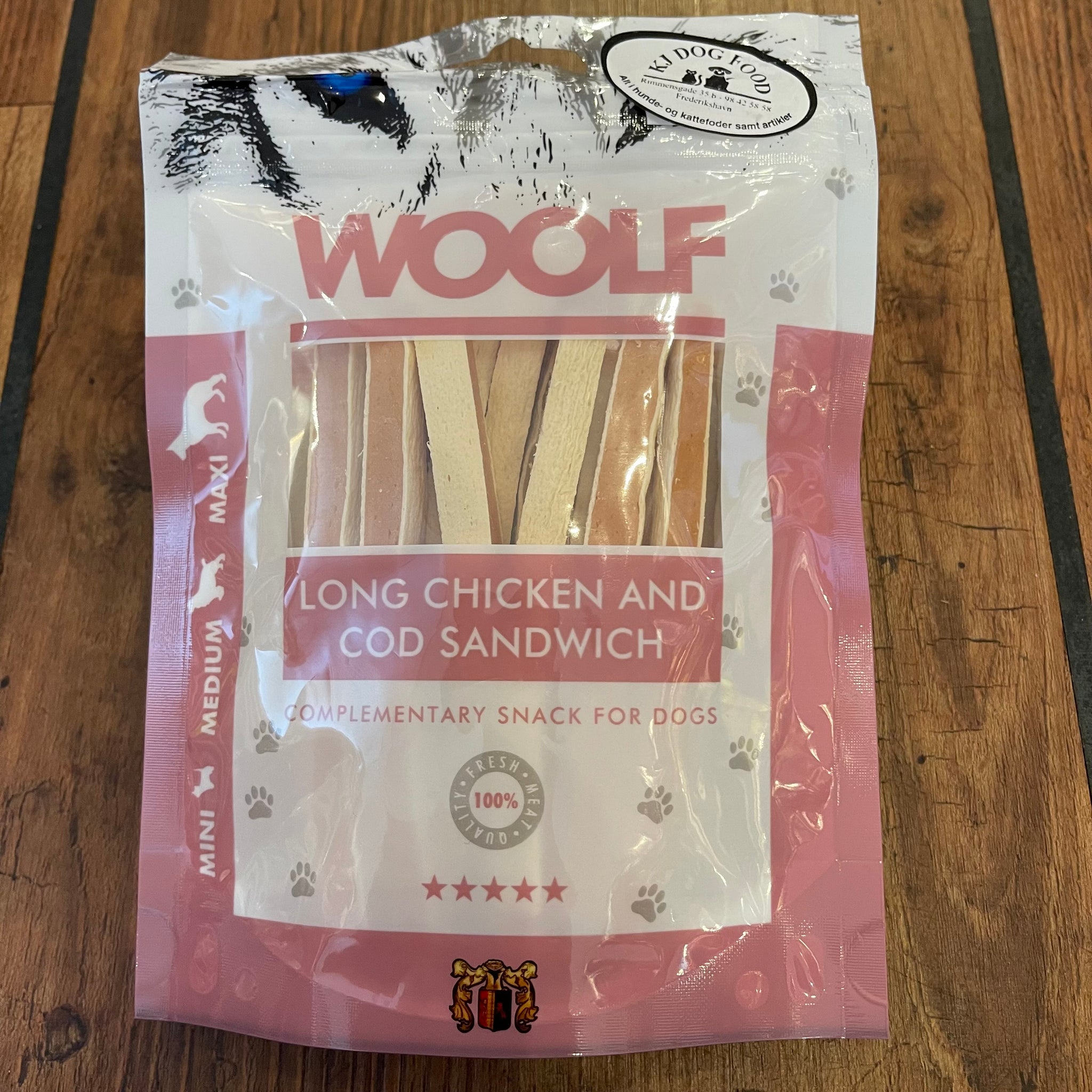 Woolf long chicken and cod sandwich